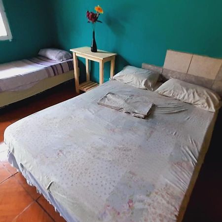 Hostel Loli Puerto Iguazú Exteriör bild