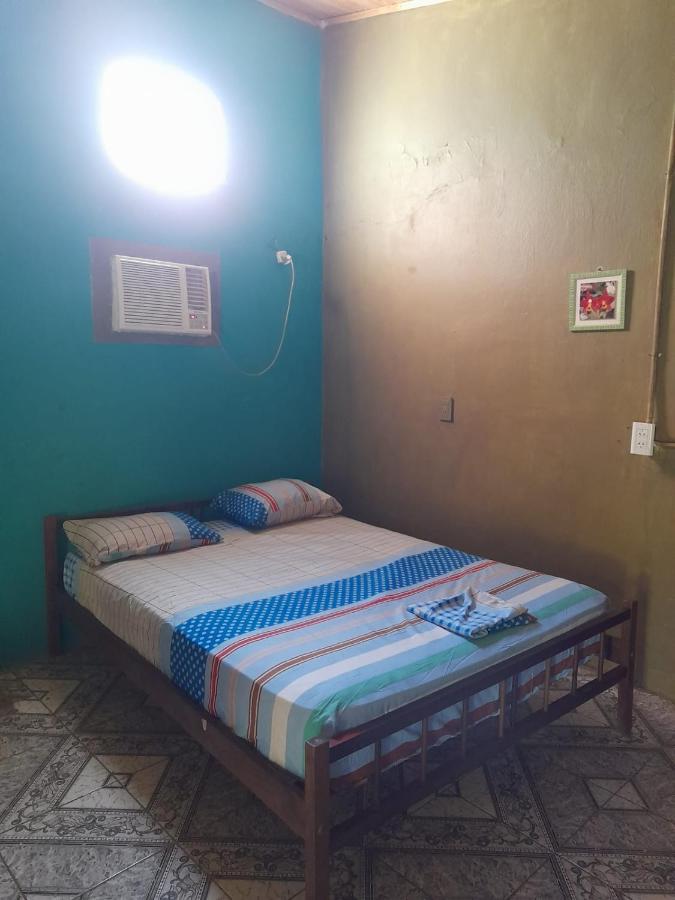 Hostel Loli Puerto Iguazú Exteriör bild