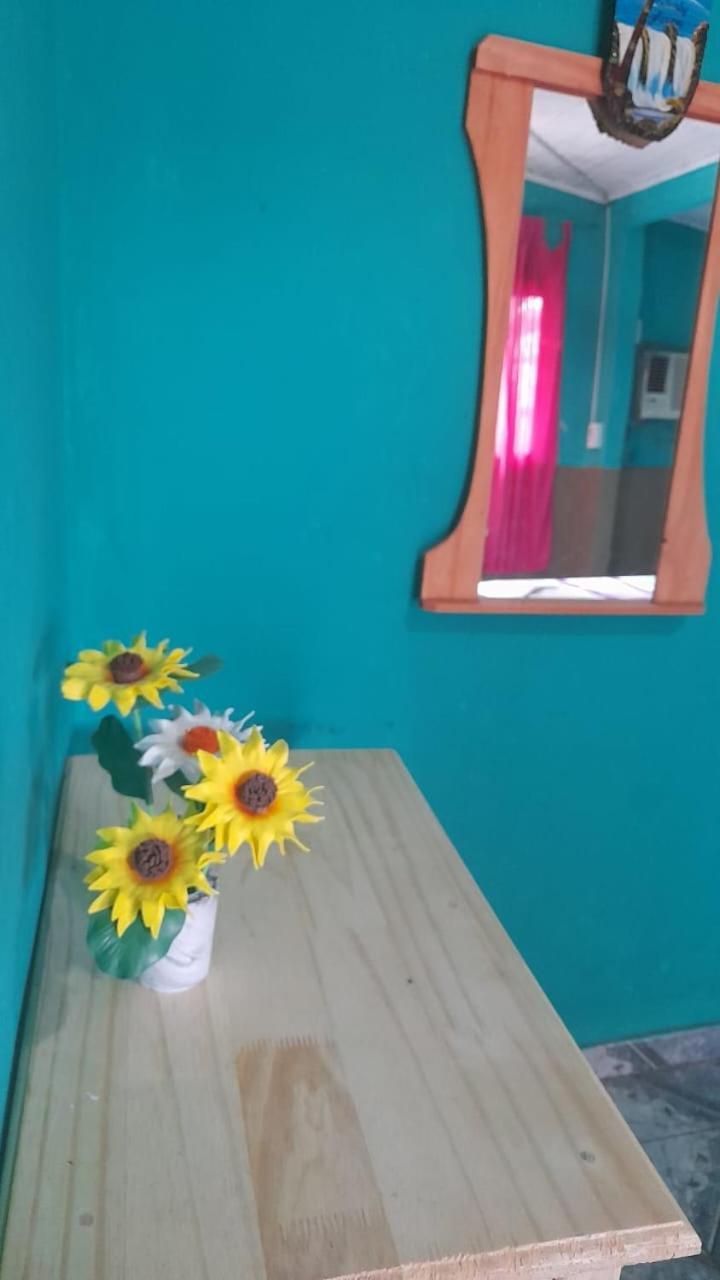 Hostel Loli Puerto Iguazú Exteriör bild