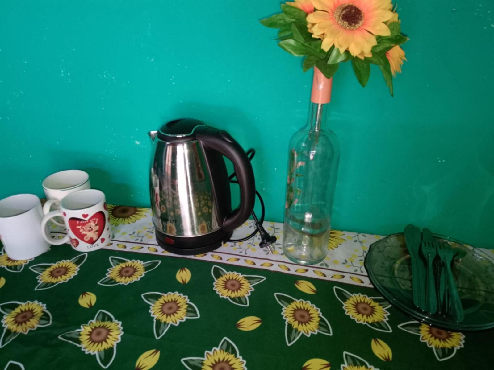 Hostel Loli Puerto Iguazú Exteriör bild
