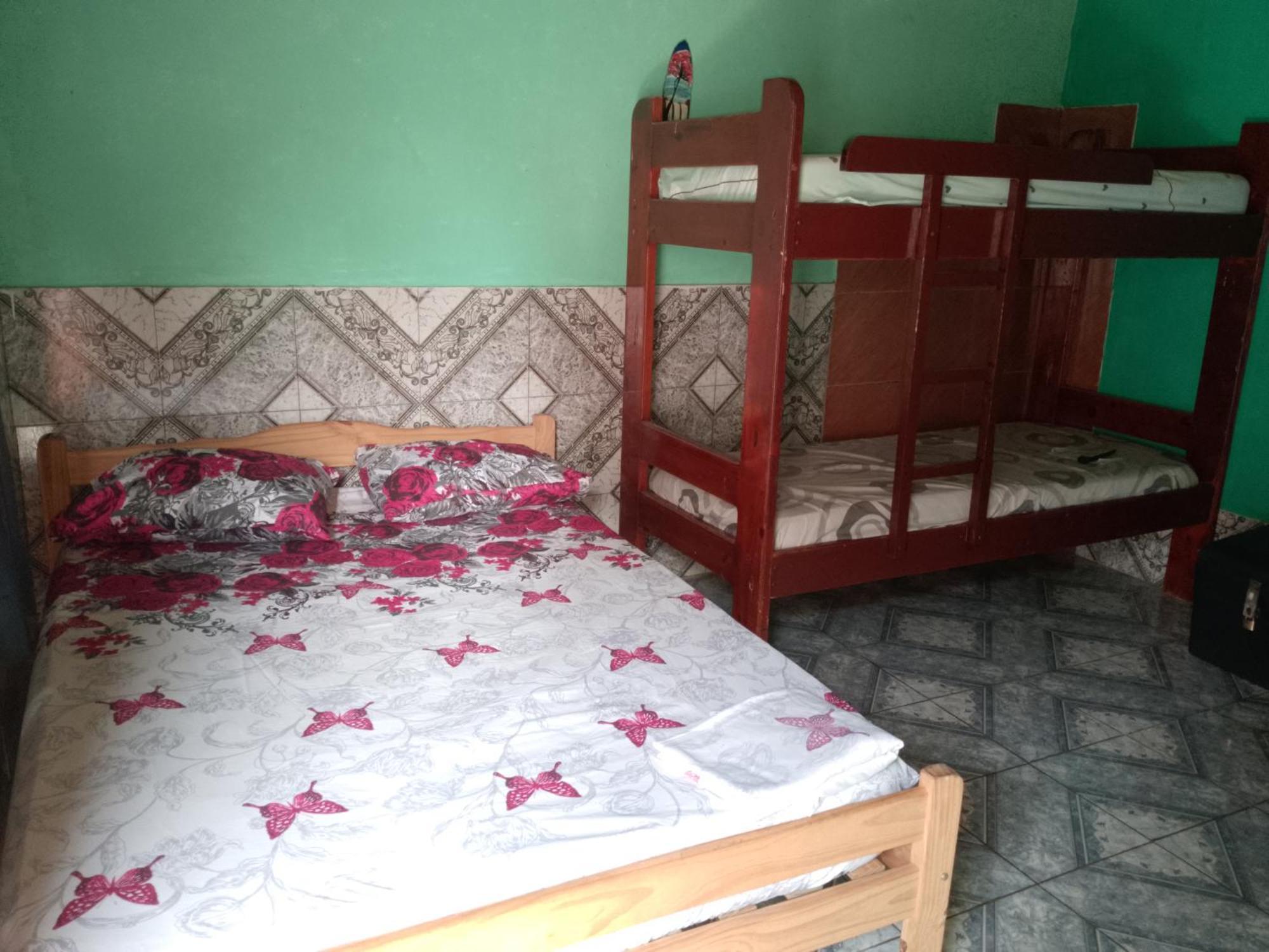 Hostel Loli Puerto Iguazú Exteriör bild